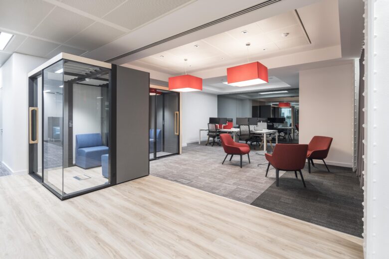 Acca hybrid office design by AIS